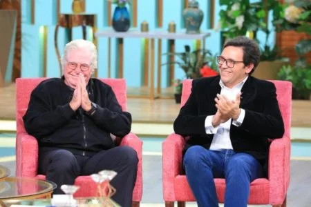 برنامج معكم مني الشاذلي 2024 – حلقة حسين فهمي الجزء الاول